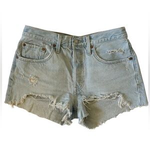 Levi’s 501 Distressed Cutoff Shorts – Light Wash – Size 28